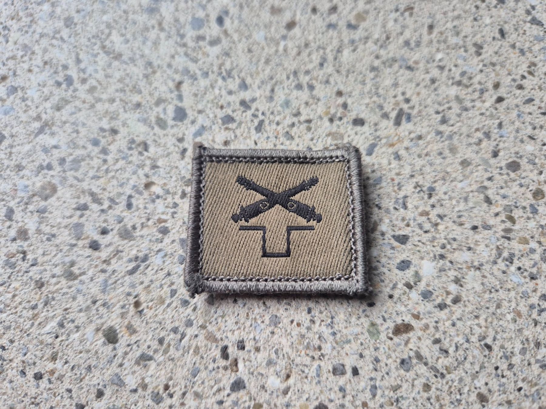 Schweizer Armee Placchette & Badge: *** Funktionsabzeichen Festungstruppen mit klett *** – Nuovo (secondo la descrizione) da Riedholz venduto da fr_sIruP 1