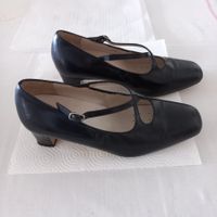 Chaussures en cuir noir, confortables et élégante, 36,5