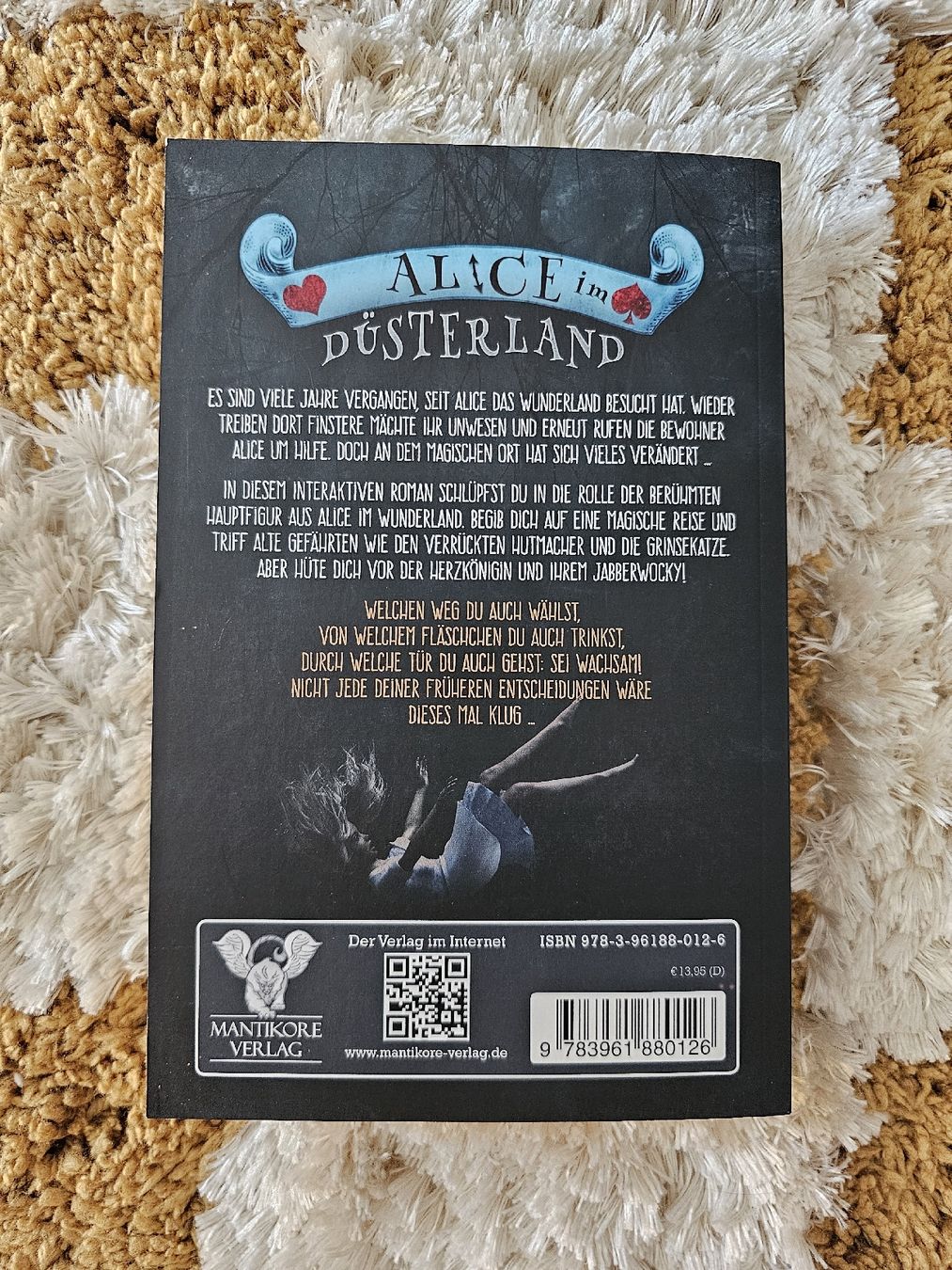 Libri: Alice im Düsterland – Nuovo (secondo la descrizione) da Zürich venduto da Mioriza 1