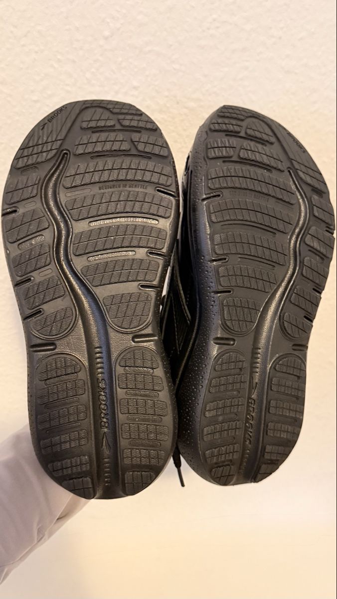 Brooks Scarpe da donna: Brooks Ghost Max, Black, EU 39, New, Top Running Shoe – Nuovo (secondo la descrizione) da Zollikerberg venduto da MK-13 4