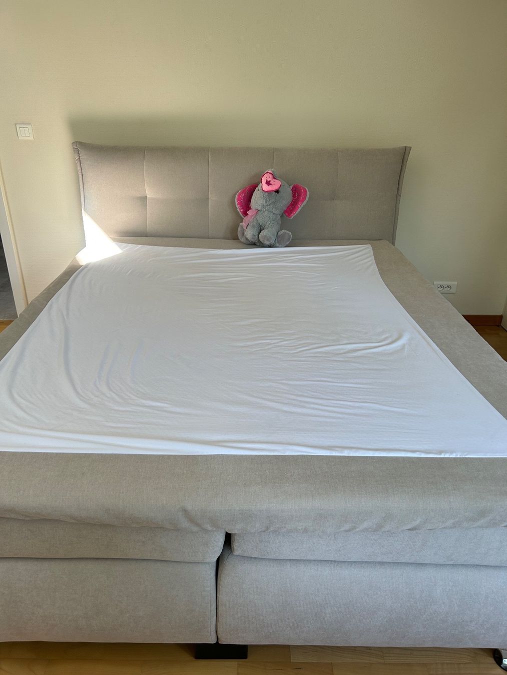 Letti: Hochwertiges Boxspringbett – Usato da Aesch BL venduto da EdelFund 2