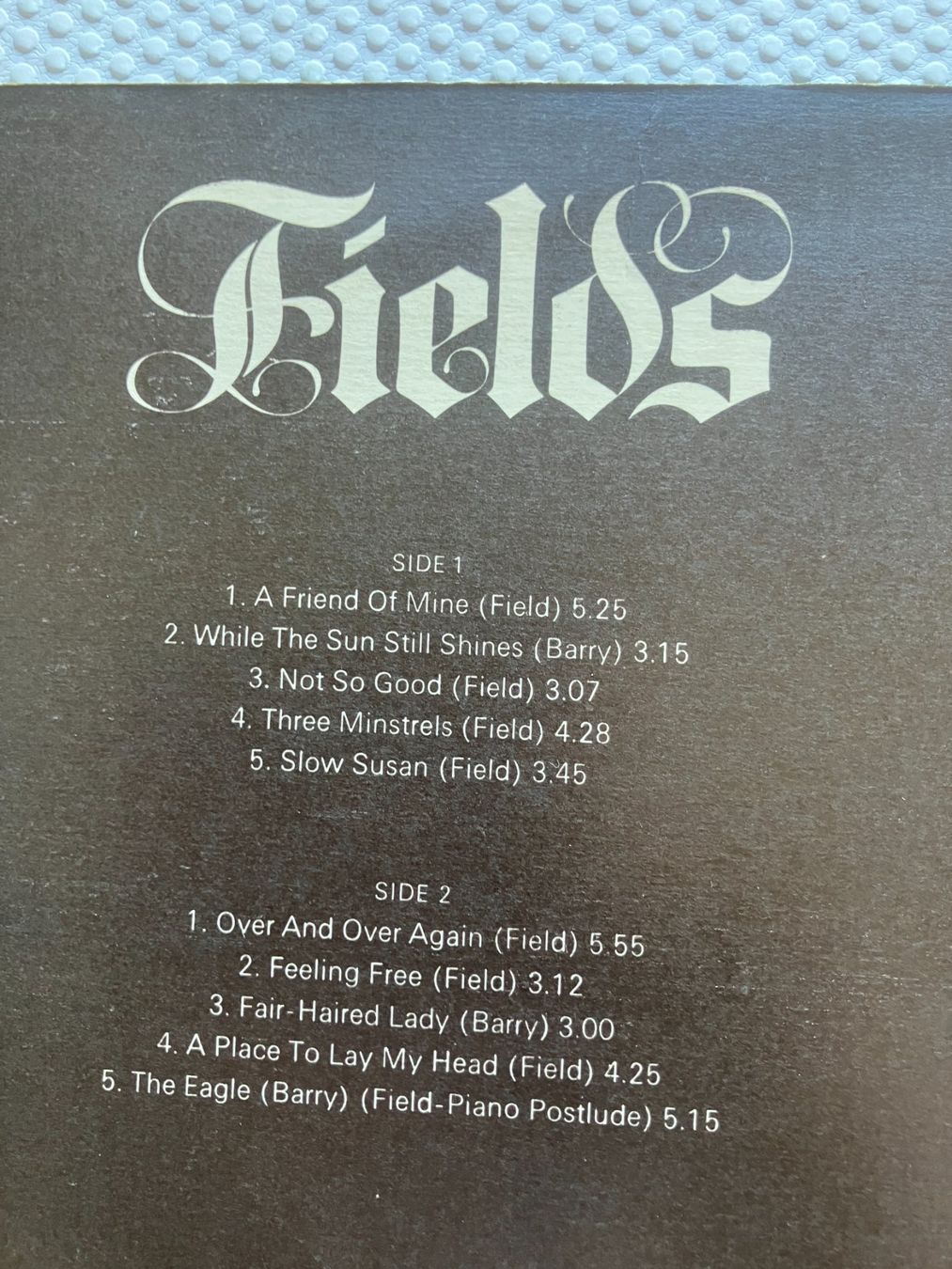 Dischi in vinile: Fields – Usato da Aarwangen venduto da Jukebox3 4