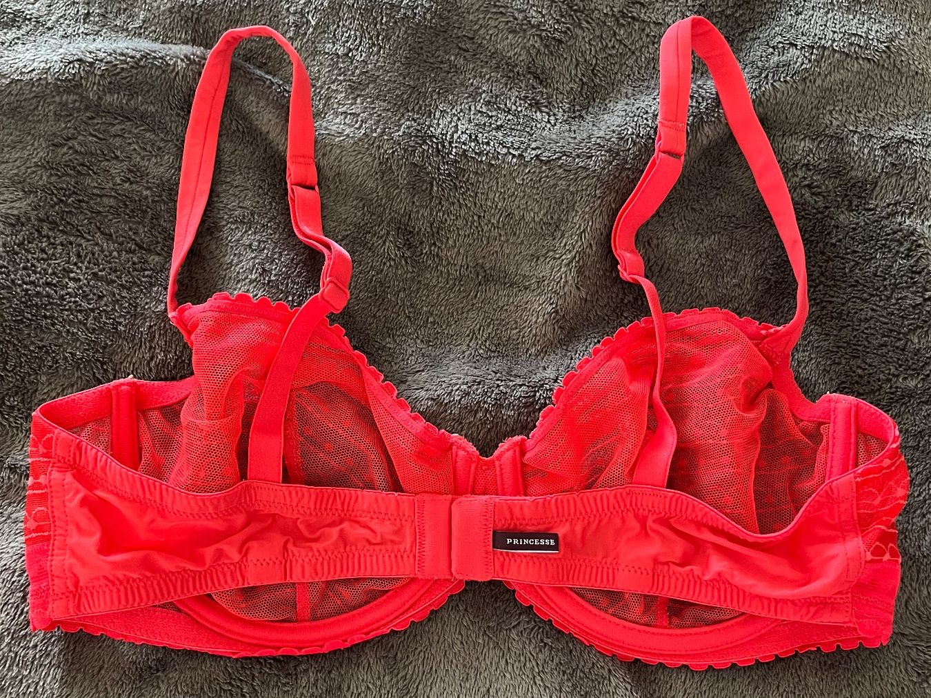 Altra biancheria intima: Set lace body top and top bustier – Usato da Chêne-Bougeries venduto da Seetooyoo 5