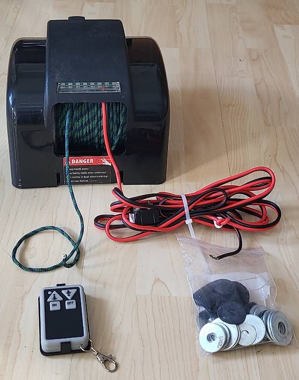 Ancres: Elektro Anker mit Fernbedienung – D'occasion à Biberist par BosshardtG 1