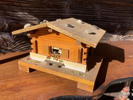 Boîte à musique Musikbox Chalet ancien Hütte antik