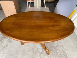 Antiker Salontisch Holz oval