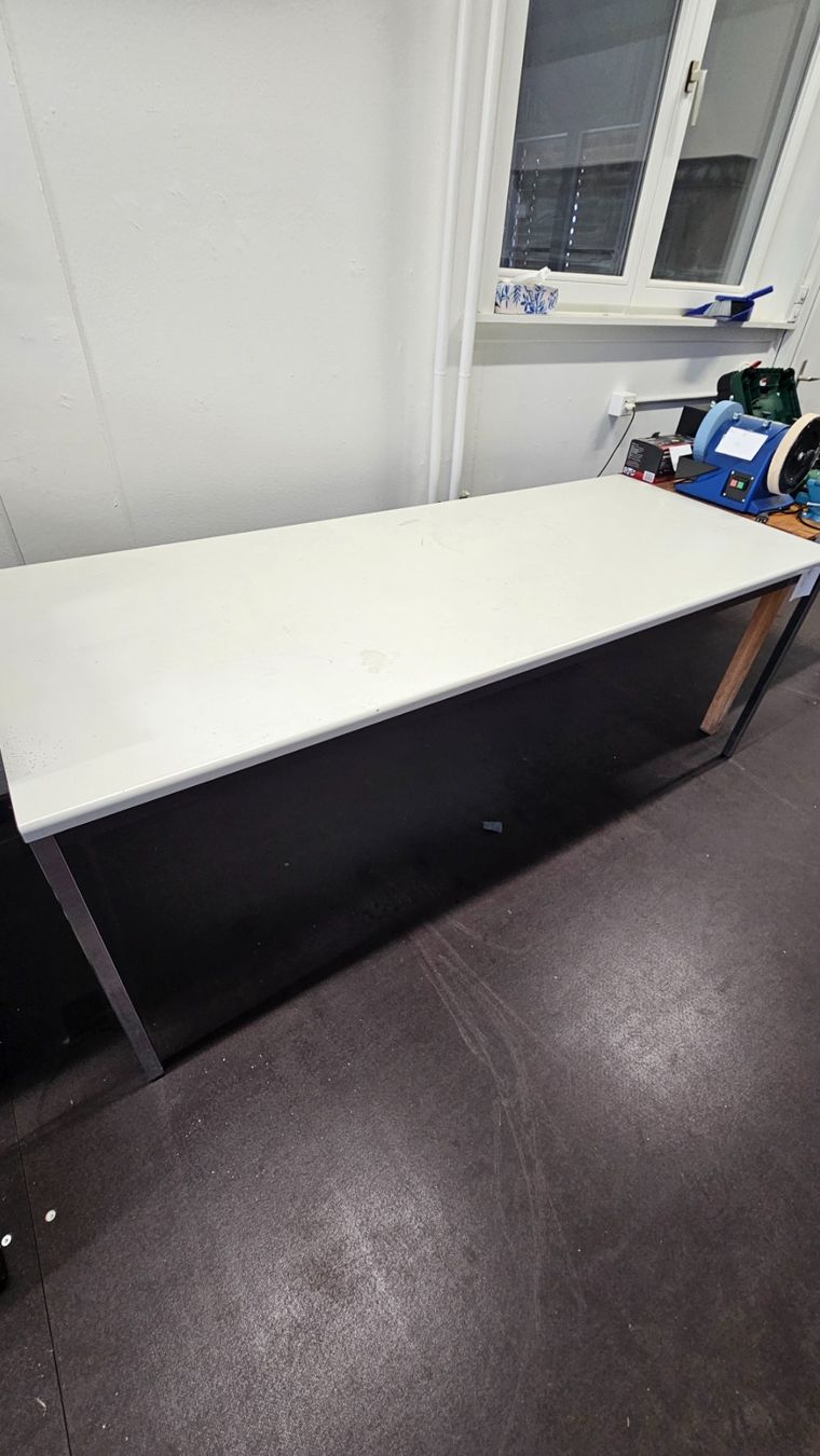 Tables: Bürotisch – D'occasion à Diessenhofen par Osio 1