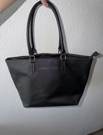 Kendall & Kylie Tote Bag