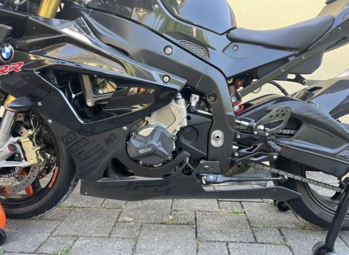 BMW Tutti i ricambio per moto: Sabot Carbon - BMW S1000RR – Usato da Courtepin venduto da KevinAz 6