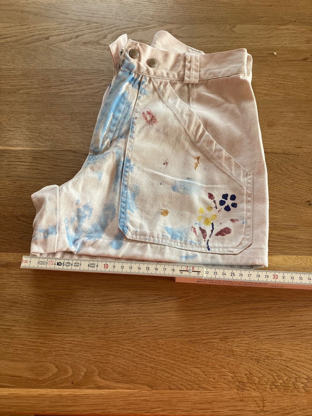 Pantaloni: Arbeitskleidung sehr kurze Hose Gr.S – Usato da Bettwiesen venduto da Zustand57 4