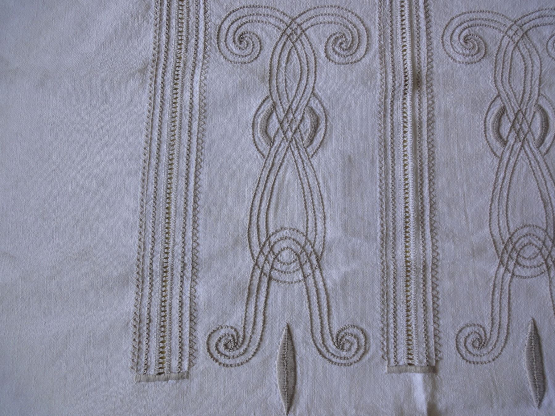 Coperte: Tischdecke  - Halbleine Landhausstil – Usato da Chur venduto da omonia 2