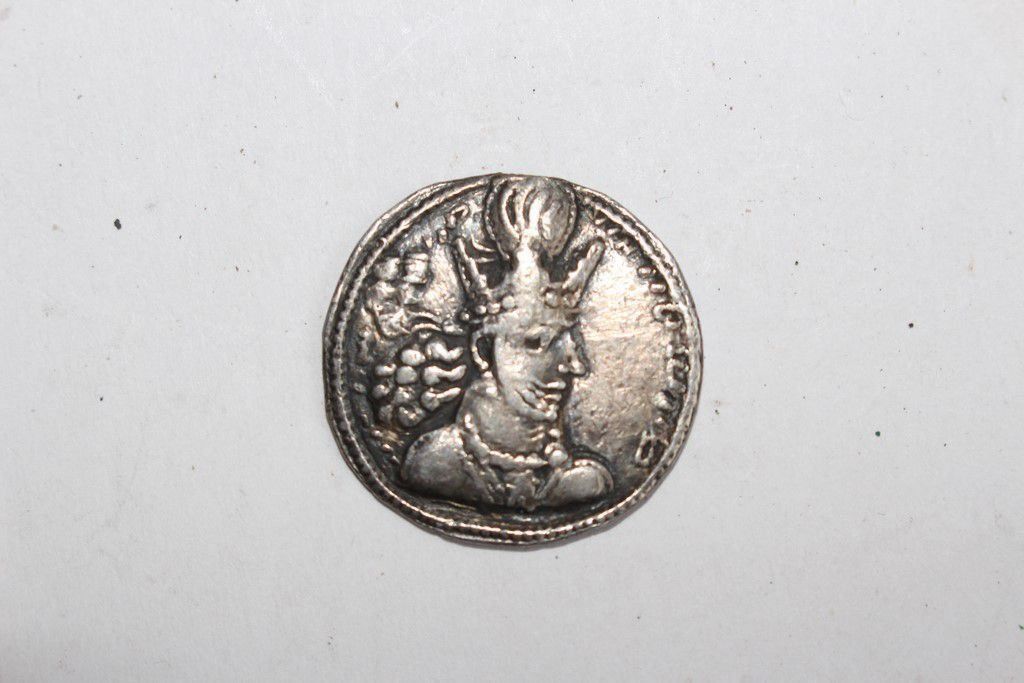 Medaillen: Drachme Sassanide argent Iran – Gebraucht aus Vandoeuvres von Dom-Tom