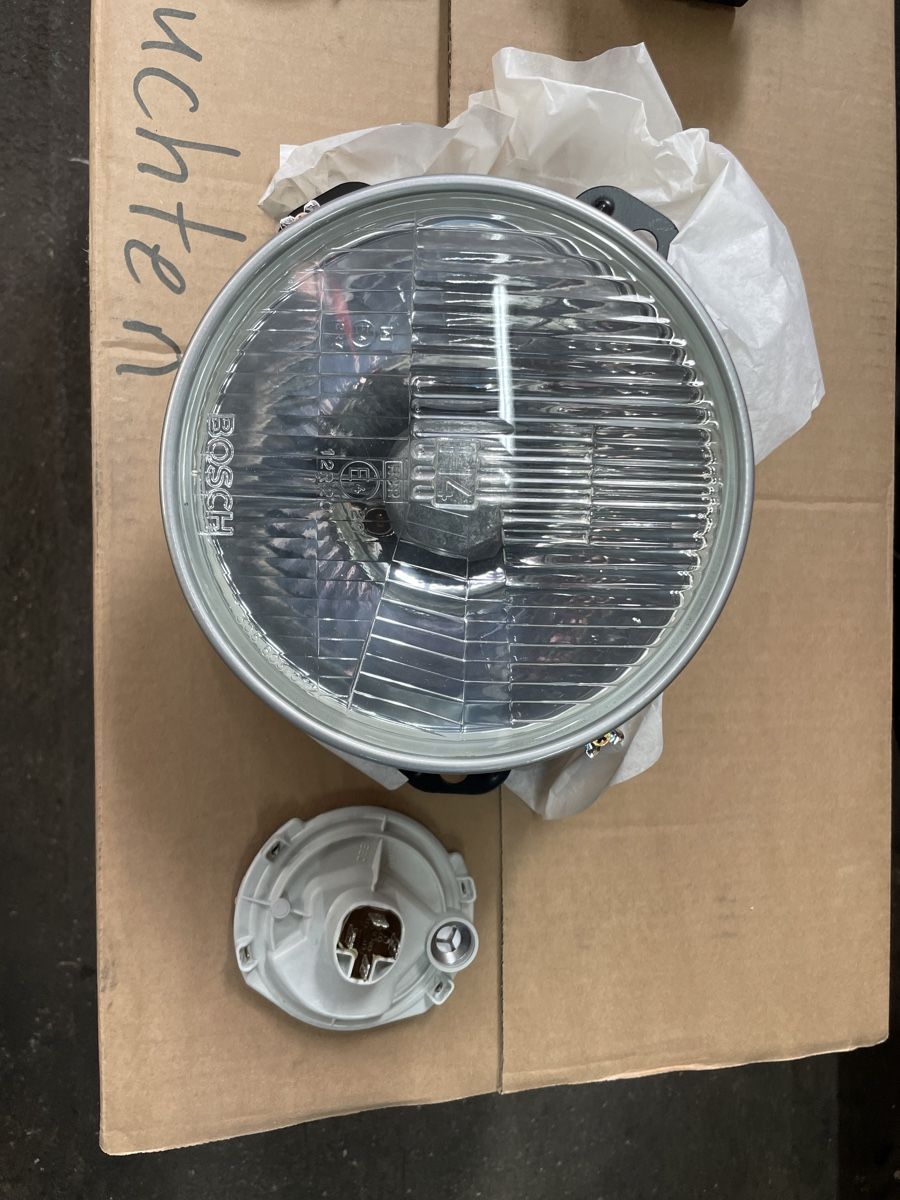 BMW Fari: Scheinwerfer links BMW e21 – Nuovo e nell'imballaggio originale da Oey venduto da e30.schweiz