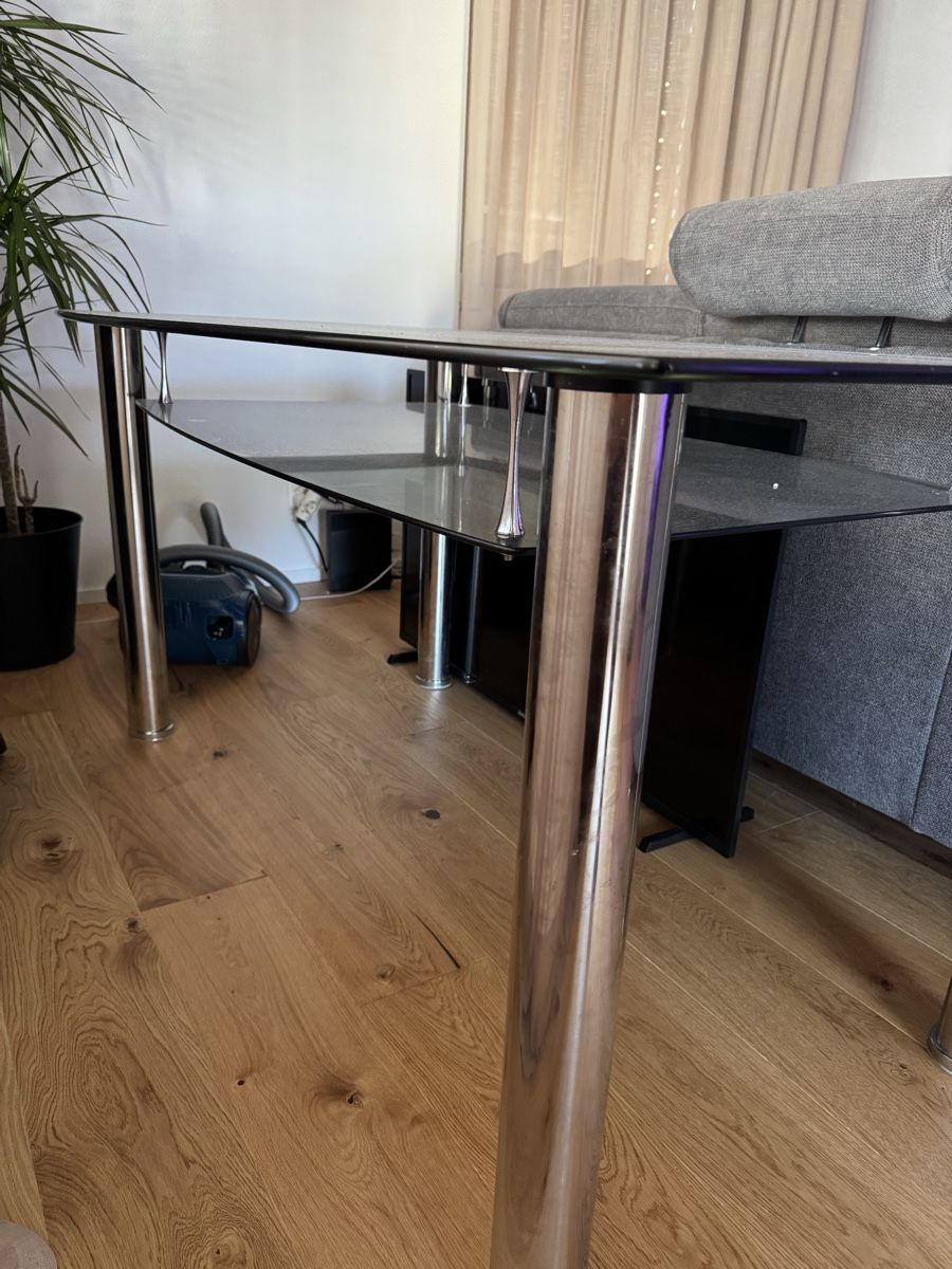 Tavoli: Dining table  – Usato da Effretikon venduto da gru_86yj 1