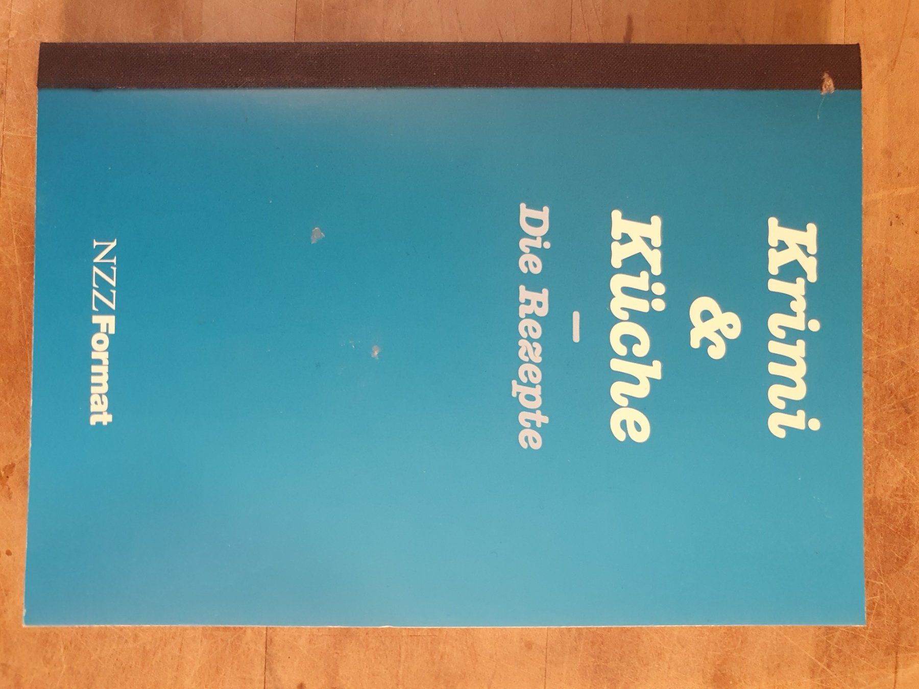 Libri: Krimi & Küche NZZ – Usato da Zürich venduto da loosebone