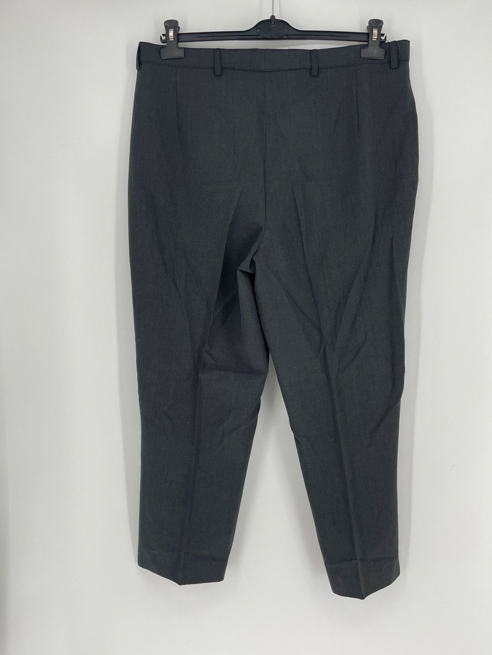 Pantaloni: Elegante Stoffhose, Gr. 48 von michèle – Usato da Auenstein venduto da moin. 1