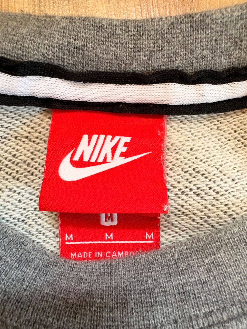 Nike Pullover & Sweatshirts: Nike Pullover England – Gebraucht aus Wigoltingen von _vntg_ 3
