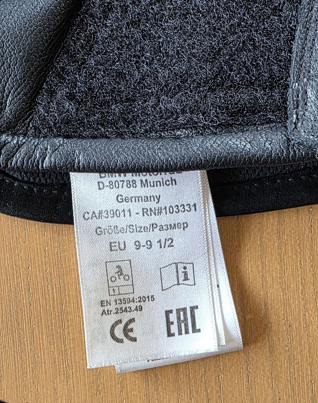 BMW Autres accessoires hommes: Gants BMW Atlantis Goretex – D'occasion à St-Légier-Chiésaz par Applebio 2