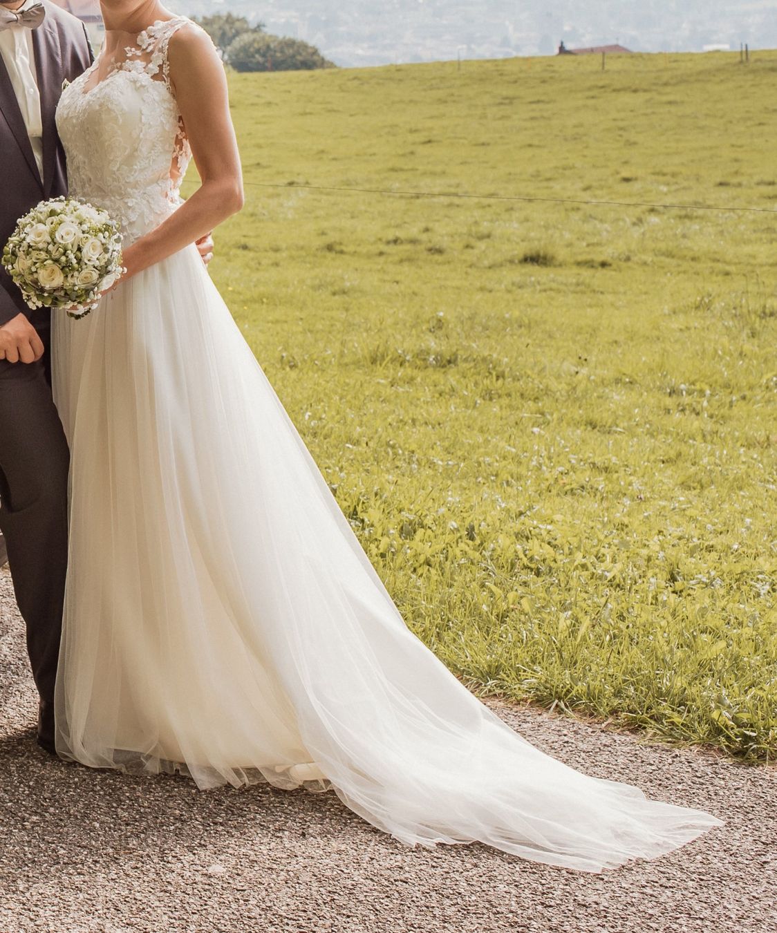 Robes: wunderschönes Brautkleid, Grösse 36 – D'occasion à Schmerikon par _nag_ 4
