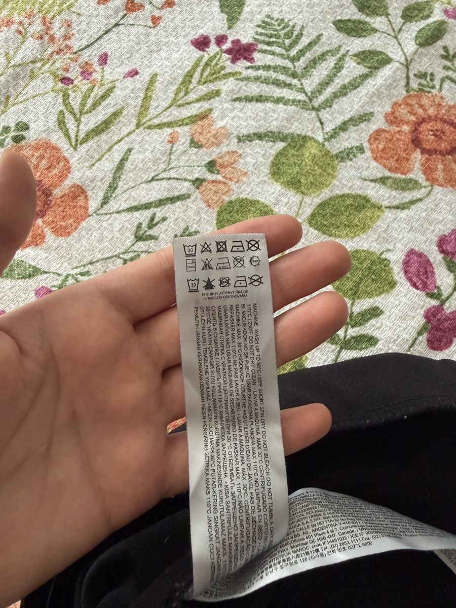 Mango Pantaloni: MNG Hose schwarz Grösse M – Usato da Winterthur venduto da ebos1 4