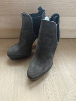 PRADA Wildleder Stiefeletten