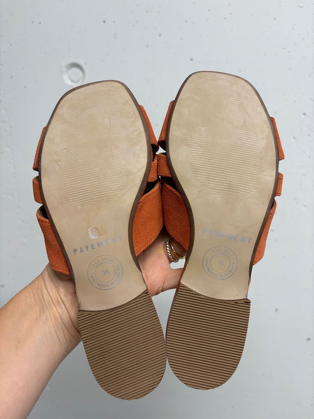 Scarpe da donna: Pavement Wildleder Sandalen orange Leder Gr. 36 – Nuovo (secondo la descrizione) da Regensdorf venduto da secondchancefashion 4