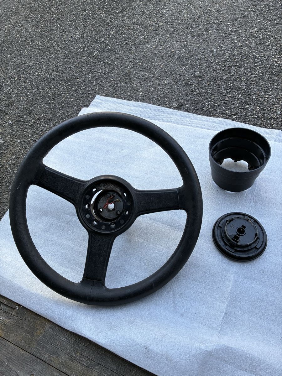 Alle Autoersatzteile: E21 Sport Lenkrad – Gebraucht aus Grenchen von Netii10 5