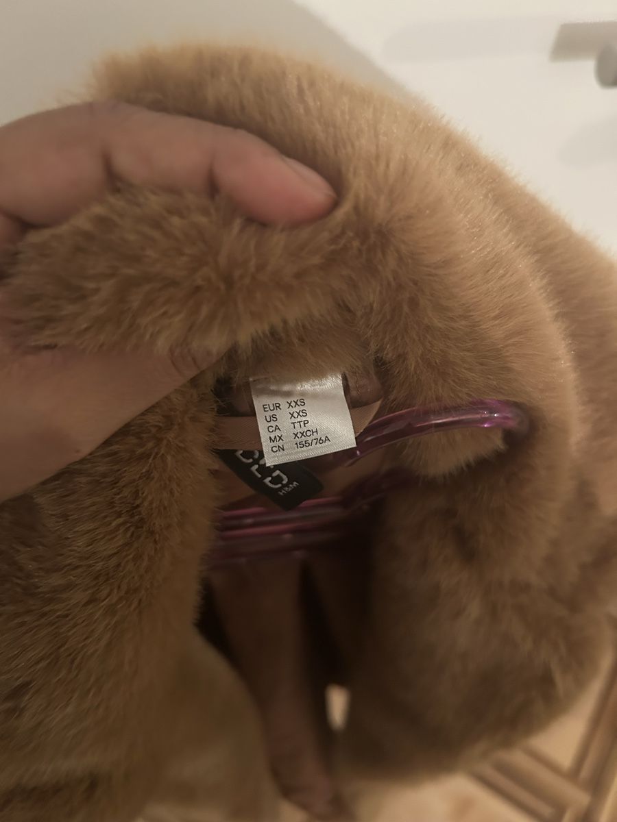 H&M Vestes: Weiche H&M Jacke Grösse XXS – Neuf (Voir description) à Alpthal par Jaeger88 1