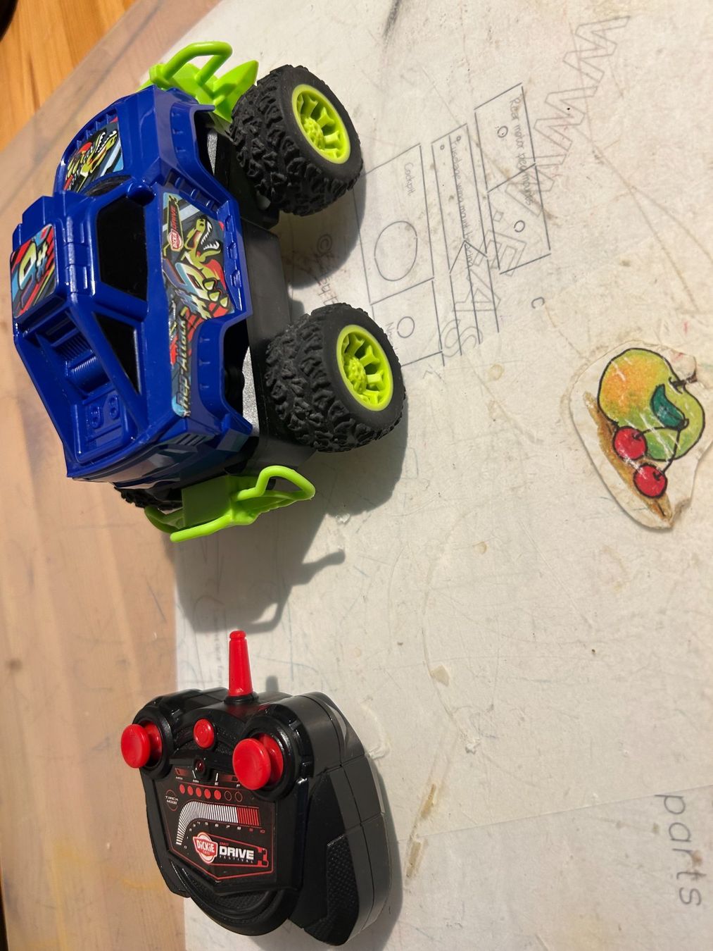 Dickie Toys RC Modellbau: Dickie Toys Dickie RC Rep Attack – Gebraucht aus Henau von GeWiCh