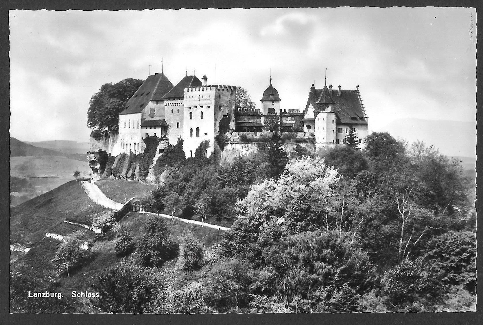 Cartoline postali: Lenzburg Schloss – Usato da Olten venduto da clotaldi