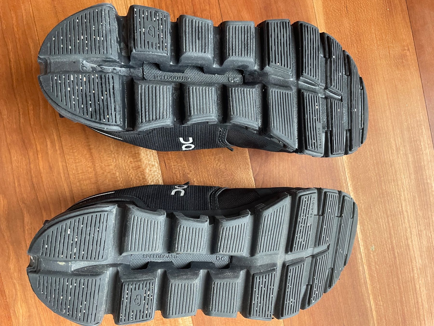 On Scarpe da donna: ON Laufschuhe wasserdicht – Nuovo (secondo la descrizione) da Zürich venduto da ogarogar 4