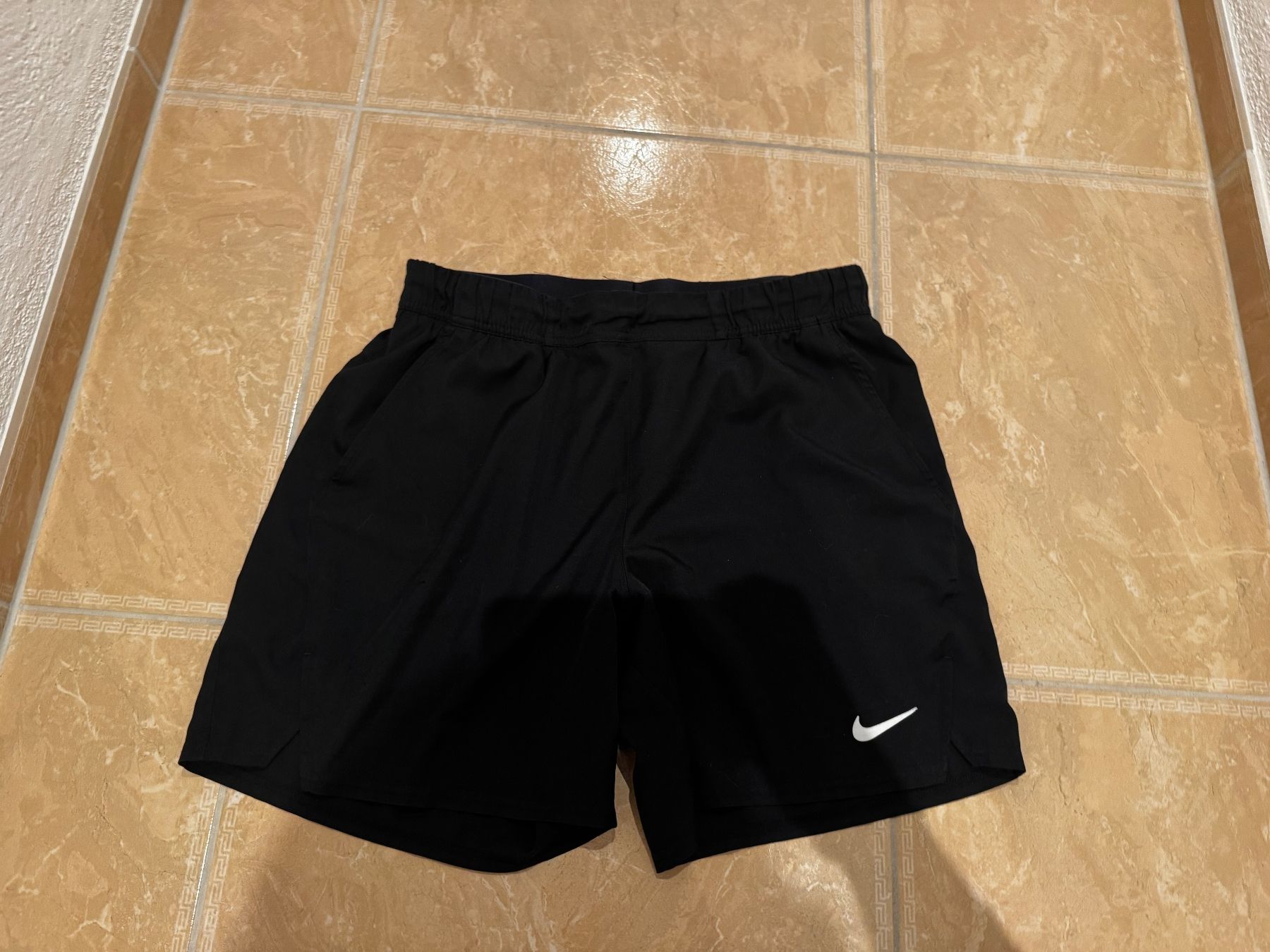Nike Pantaloni: Nike Sporthose, XL – Usato da Klingnau venduto da Markus14
