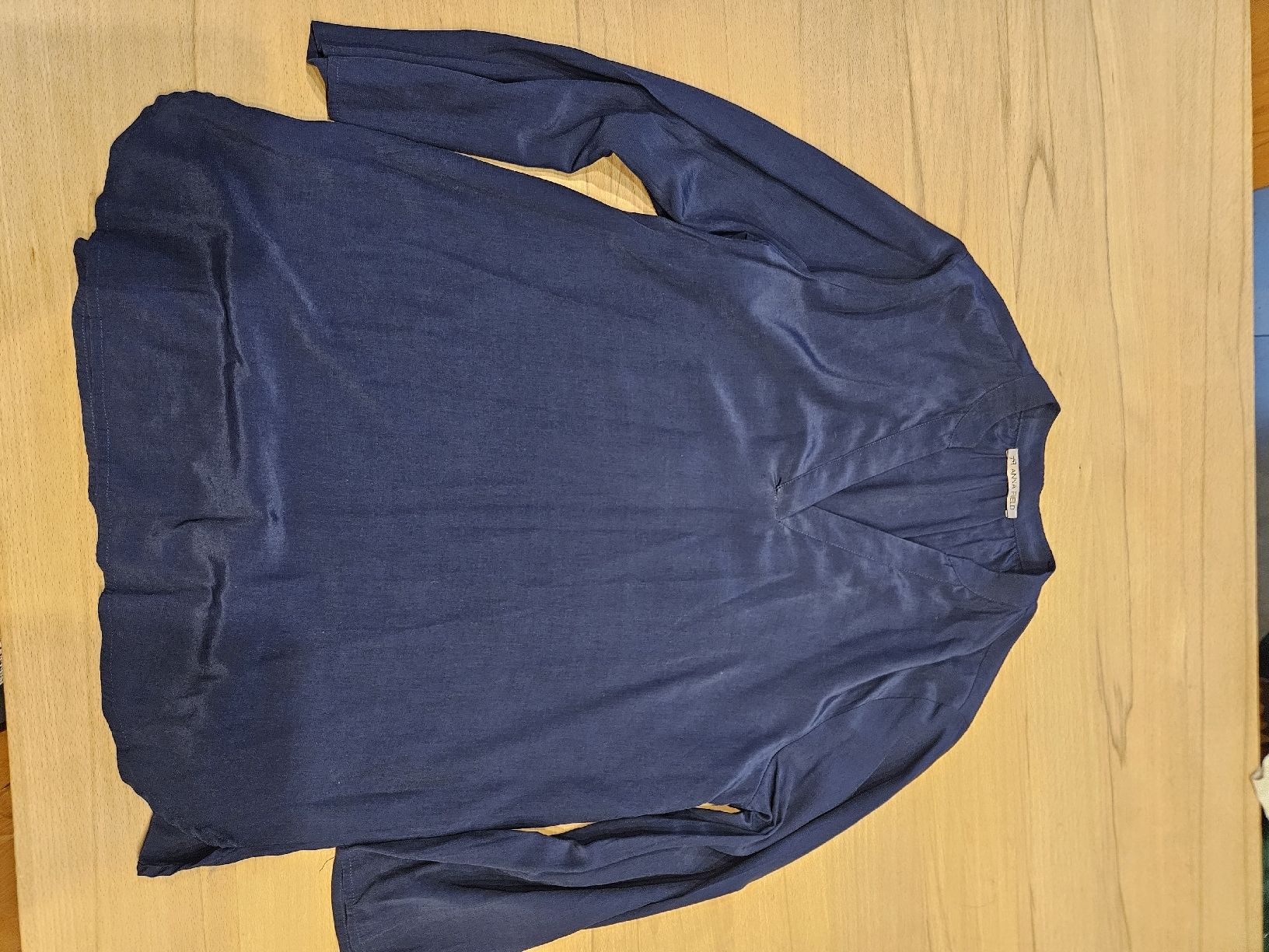 Lots de vêtements: Kleiderpacket mit diversen Blusen Grösse 38 M/L – D'occasion à Heimenhausen par Saint-Michel3360 6