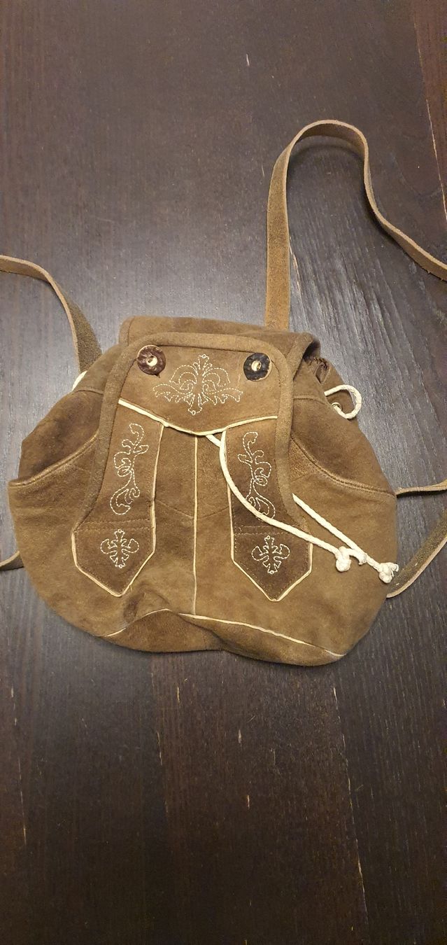 Zaini: Trachten Rucksack aus echtem Leder – Usato da Winterthur venduto da LaRoque