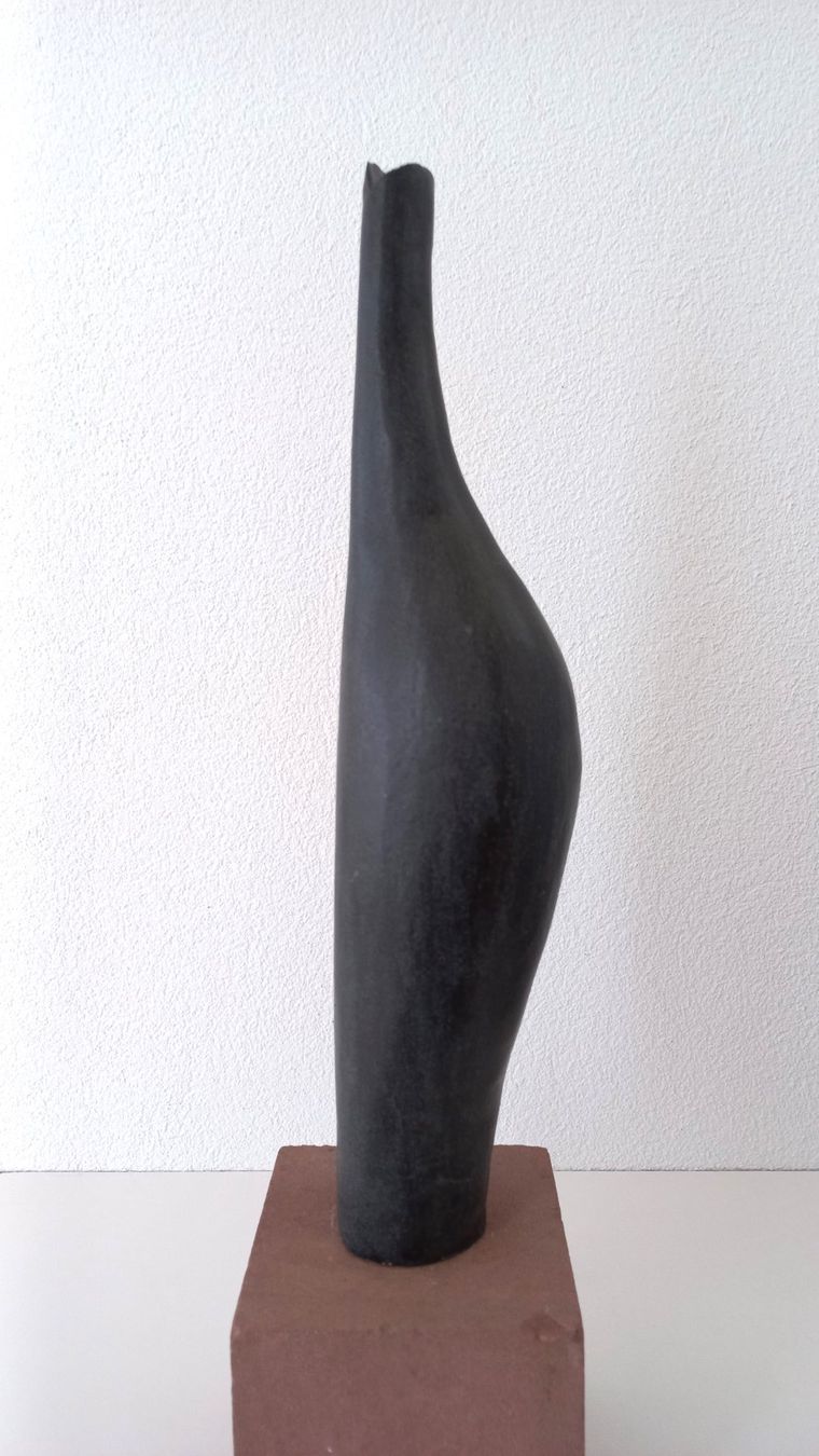 Skulpturen & Statuen: Zoomorphe Keramikskulptur auf Sockel – Gebraucht aus Bévilard von Orscha 4