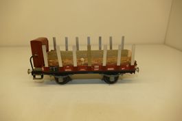 Buco 0: SBB Rungenwagen mit Bremserhaus beladen