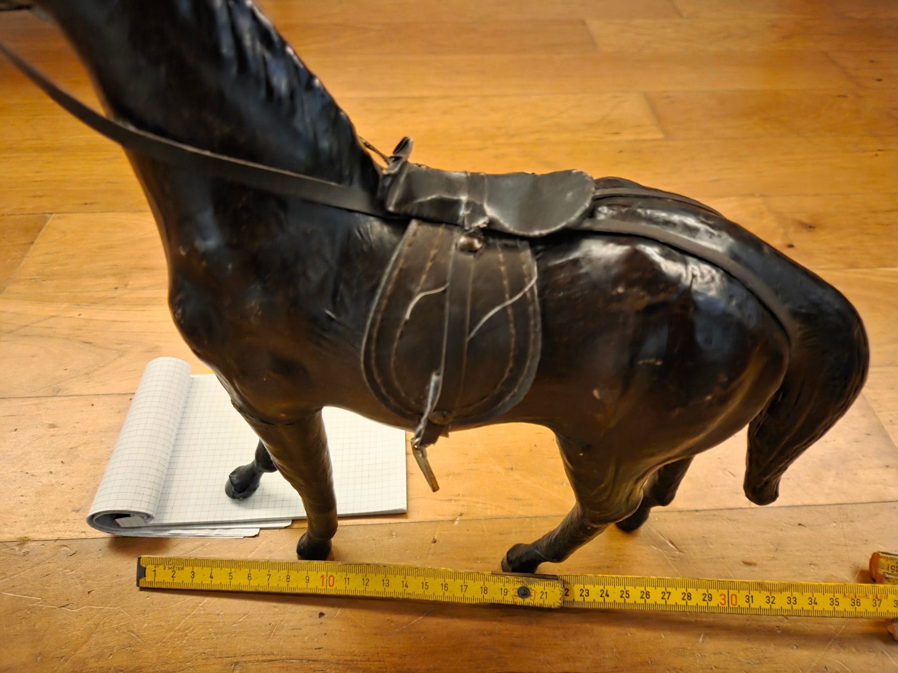 Figuren: Lederpferd alt – Gebraucht aus St. Gallen von Razoon77 8