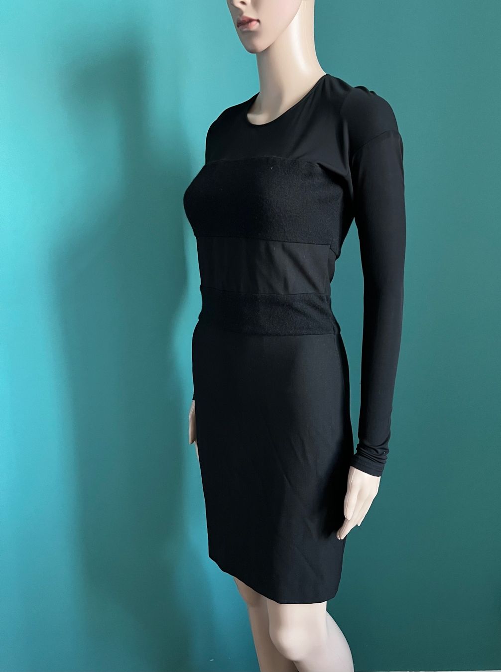 Hugo Boss Robes: HUGO BOSS Kleid 🖤 – D'occasion à Zürich par ClosetQueen 2