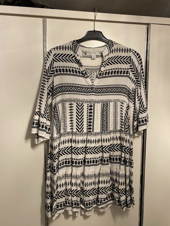 Tunika/ Kleid von Amisu Gr.34