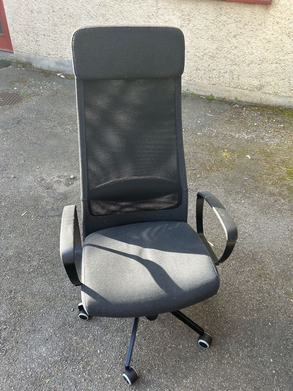 Ikea Sedie: Ikea Büro Drehstuhl Markus – Usato da Uznach venduto da jiri.prasil 1