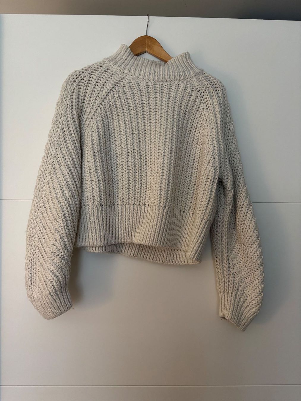 H&M Maglioni & Felpe: Strickpullover beige Stehkragen grob gestrickt  Gr. M – Usato da Bülach venduto da bjoernbenny
