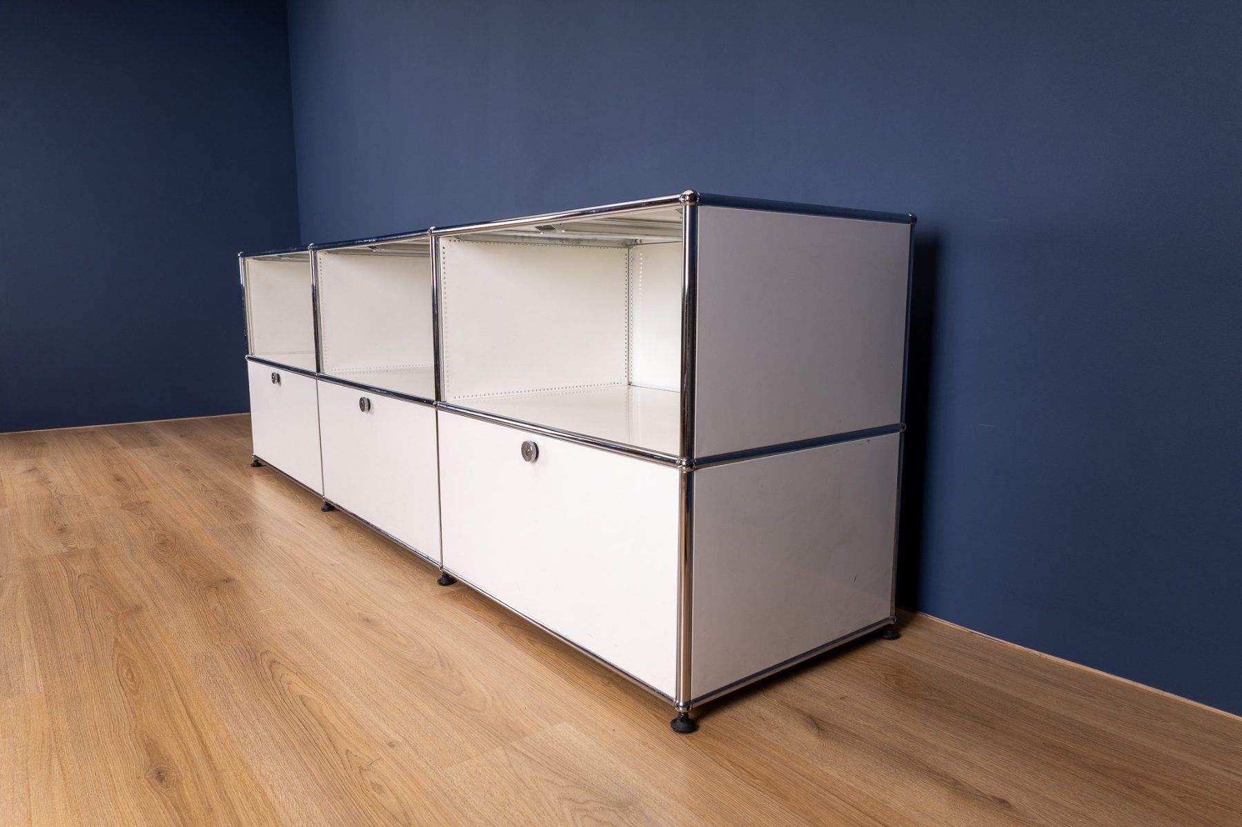 USM Étagères: USM Designer Sideboard in weiss – D'occasion à Winterthur par Restored 4