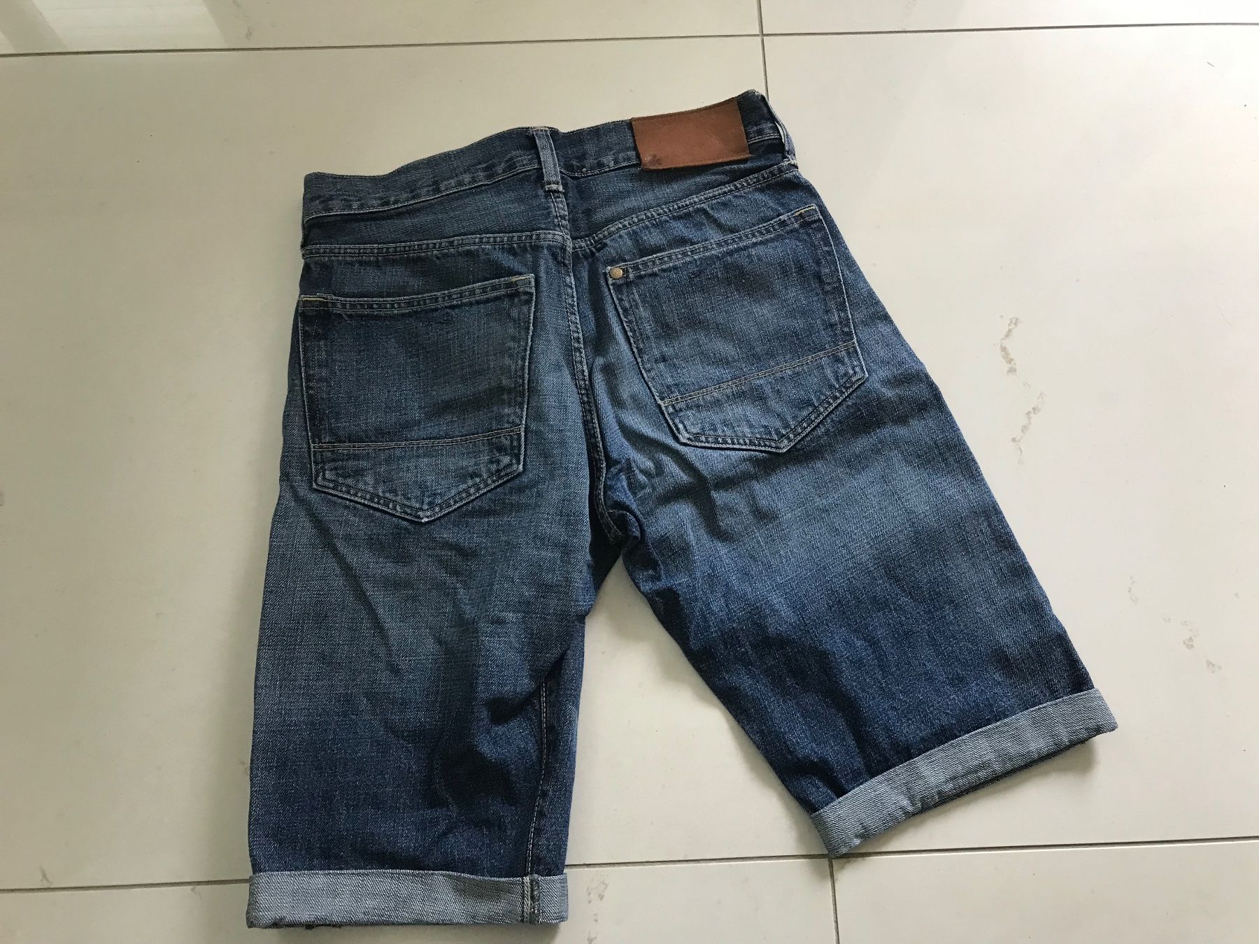 Hosen: Jeans shorts Jungen / Men  gr 27 – Gebraucht aus Giubiasco von baamboo 2