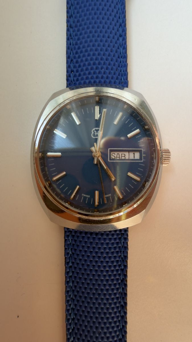 Montres: FHF Automatic uhr 38,8mm mit Krone funktioniert – D'occasion à Zürich par Fidel59 7