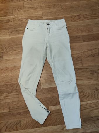 Weisse Skinny Jeans Gr. 34