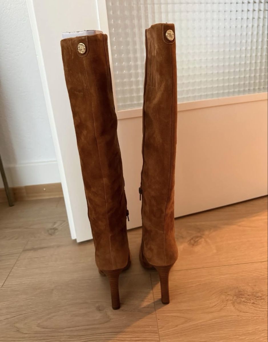 Guess Scarpe da donna: Bottes Guess hautes, taille 37 - neuves – Nuovo e nell'imballaggio originale da Belmont-Lausanne venduto da Michelle_Srdr_ 1