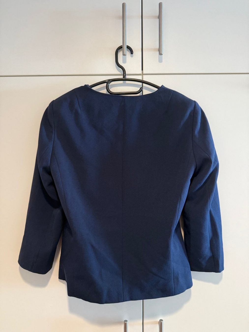 Only Jacken: Kurzer Blauer Blazer Marke ONLY💙🖤💙 – Gebraucht aus Zürich von Sommersun1 1