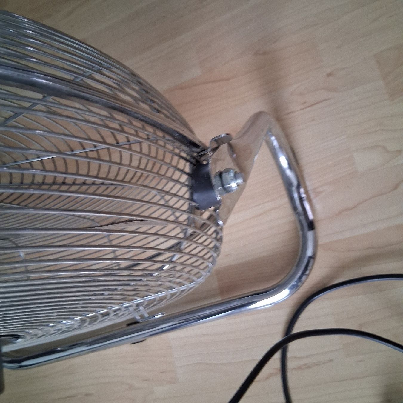 Ventilatori: Bodenventilator - Sehr Stark - Vintage – Usato da Füllinsdorf venduto da Potz7 3