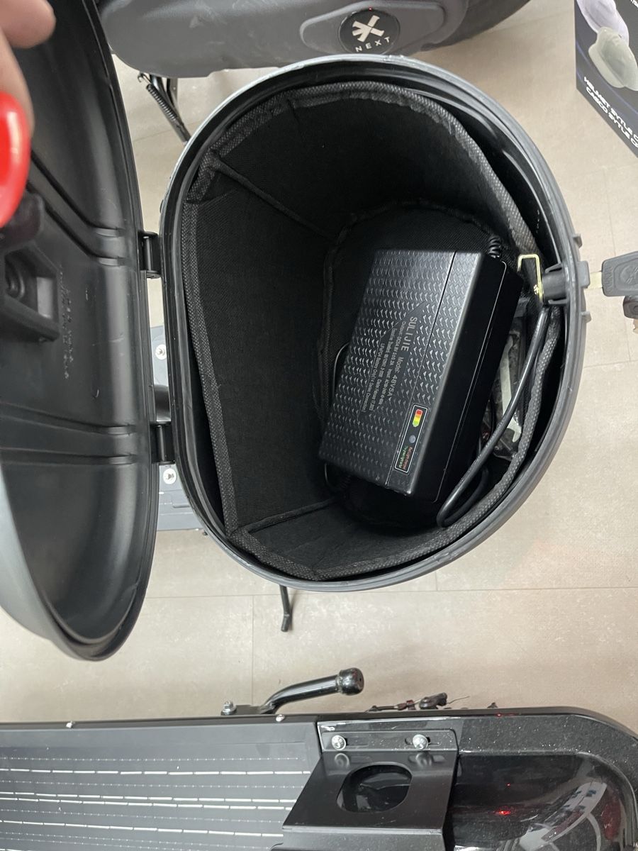 Scooters: Scooter Solar 2 Stück  – Neu und originalverpackt aus Grenchen von 2024scooterparts 4