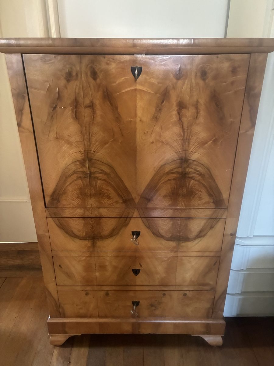 Scrivanie: Charmant meuble ancien en bois – Usato da Lausanne venduto da Famary 1